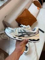 Asics Gel Kayano 14 Größe 44 Bayern - Vaterstetten Vorschau