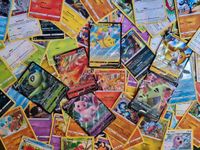 Suche jegliche Art von pokemon karten/Produkten Bayern - Neutraubling Vorschau