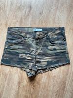 Jeansshort Camouflage Bayern - Fürth Vorschau