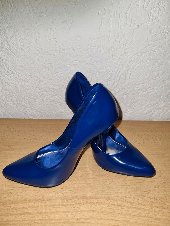 Tally Weijl Damenschuh Pumps mit Absatz NEU in Pressath