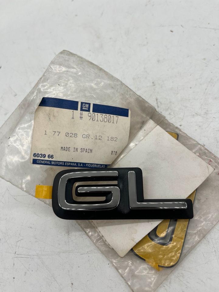 Opel Corsa A „GL“ Emblem neu NOS in Ruhmannsfelden