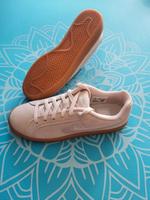 *Brandneue*  Nike Knackige Court 38 und 39 Sportschuhe Hessen - Naumburg  Vorschau