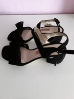 Damen Sandalen Sandaletten Schuhe Sommerschuhe Zara 38 Nordrhein-Westfalen - Recklinghausen Vorschau