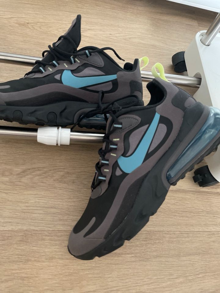 Nike Air 70 react gr.44  us 10 in Kleinostheim