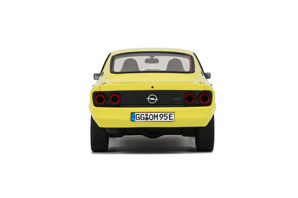 Opel Manta GSE Elektromod 2021 • NEU • Otto OT434 • 1:18 in Oberkirch