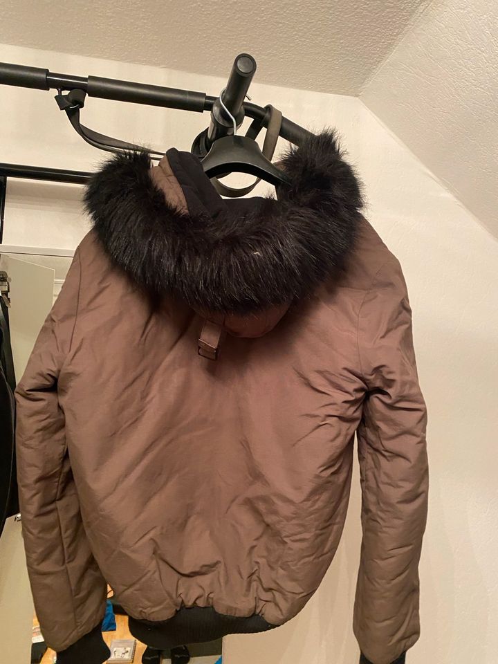 Superdry Everest Jacke in Ahlen