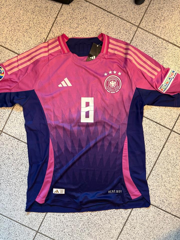 Deutschland DFB Kroos 8 Spielertrikot Gr.M pink EM 2024 neu in Eggenstein-Leopoldshafen