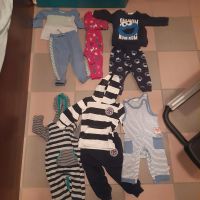 Kleiderpaket 80 Einteiler,  Onesies, Jogginganzug Rheinland-Pfalz - Wörrstadt Vorschau