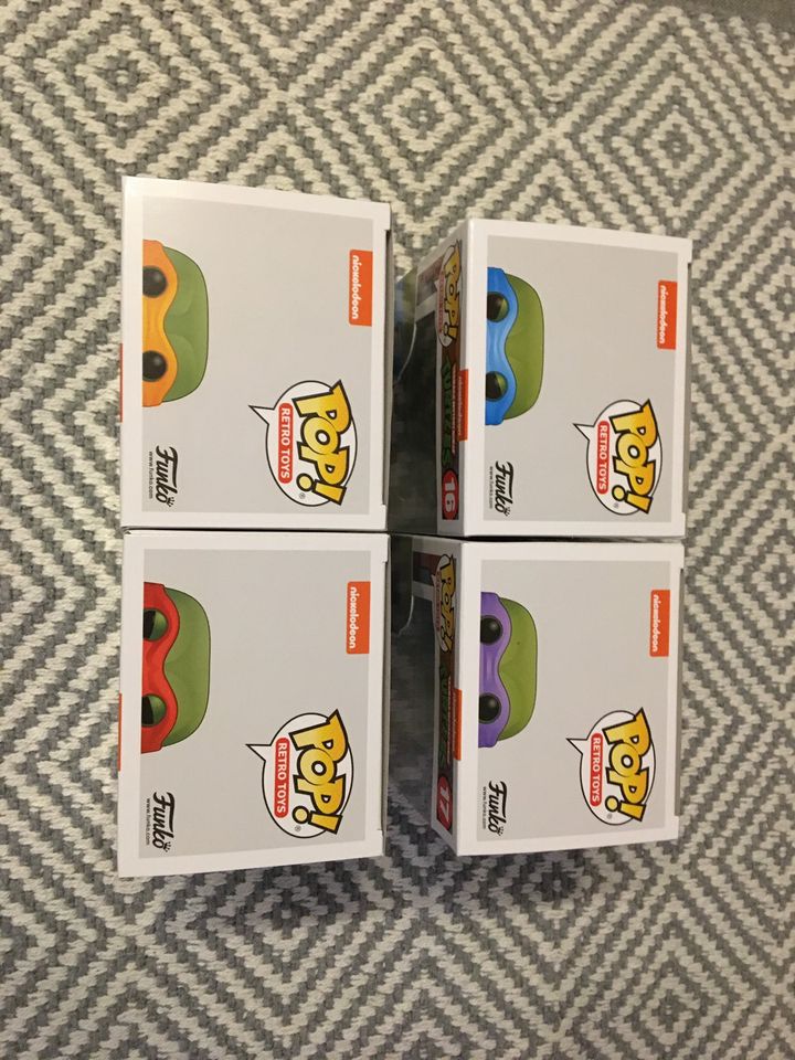 Funko pop ! Teenage Mutant Hero Turtles - Michelangelo,  Leonardo in Frankfurt am Main