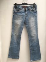 blaue Jeans von Checkers Bootcut Waist-Gr. 28 Berlin - Charlottenburg Vorschau