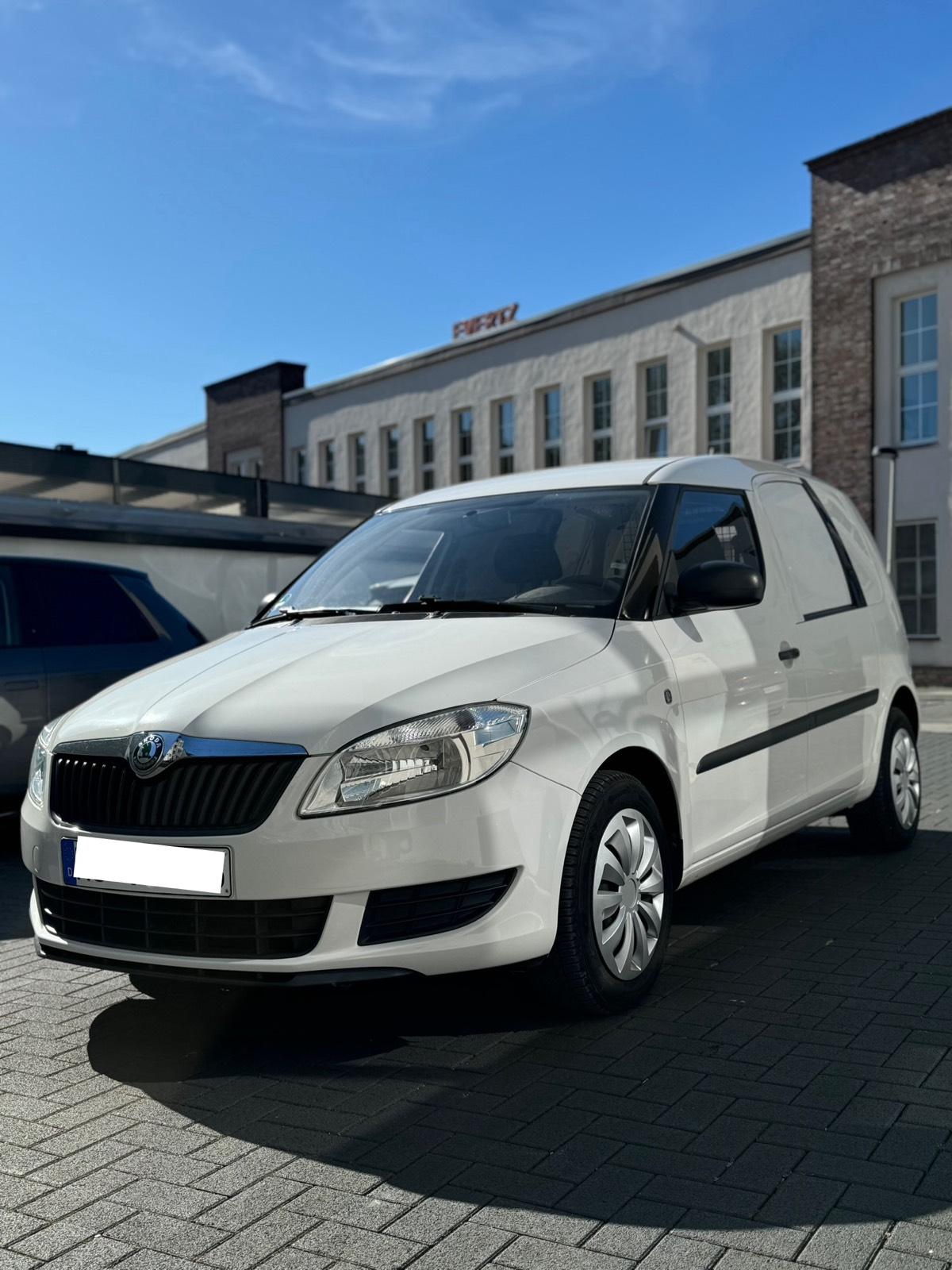 Abbildung des Autos Skoda Praktik 132.000 Km…