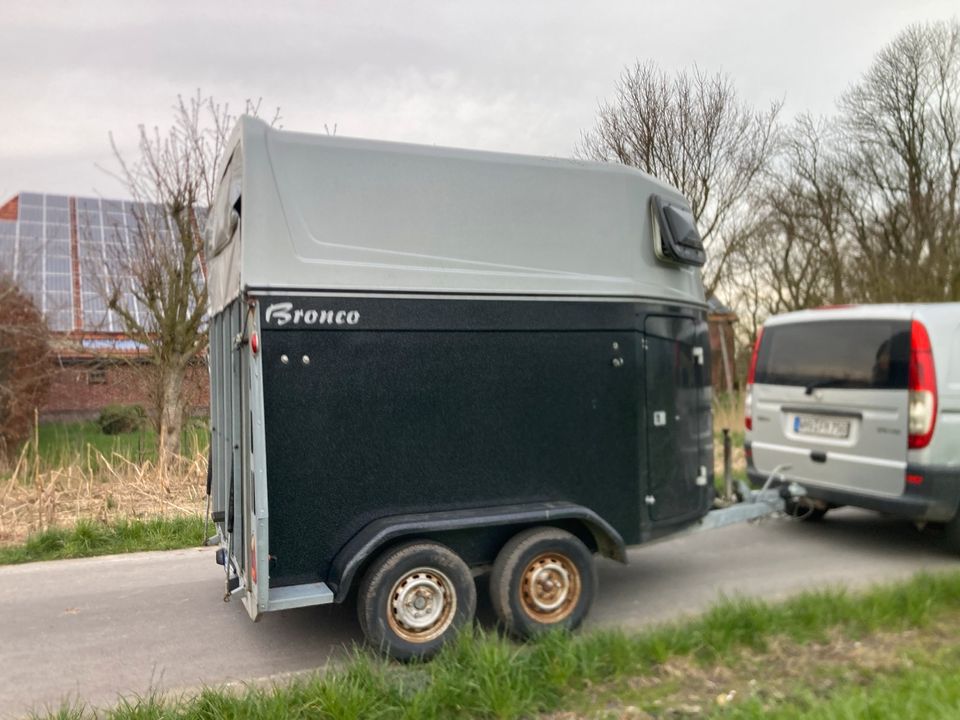 Pferdeanhänger Dalery Bronco 2000Kg Tüv 03/2026 in Sande