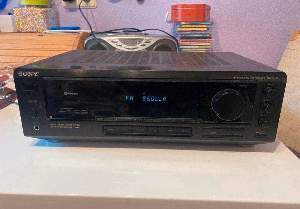 Sony STR-DE 205 stereo Receiver in Hamburg