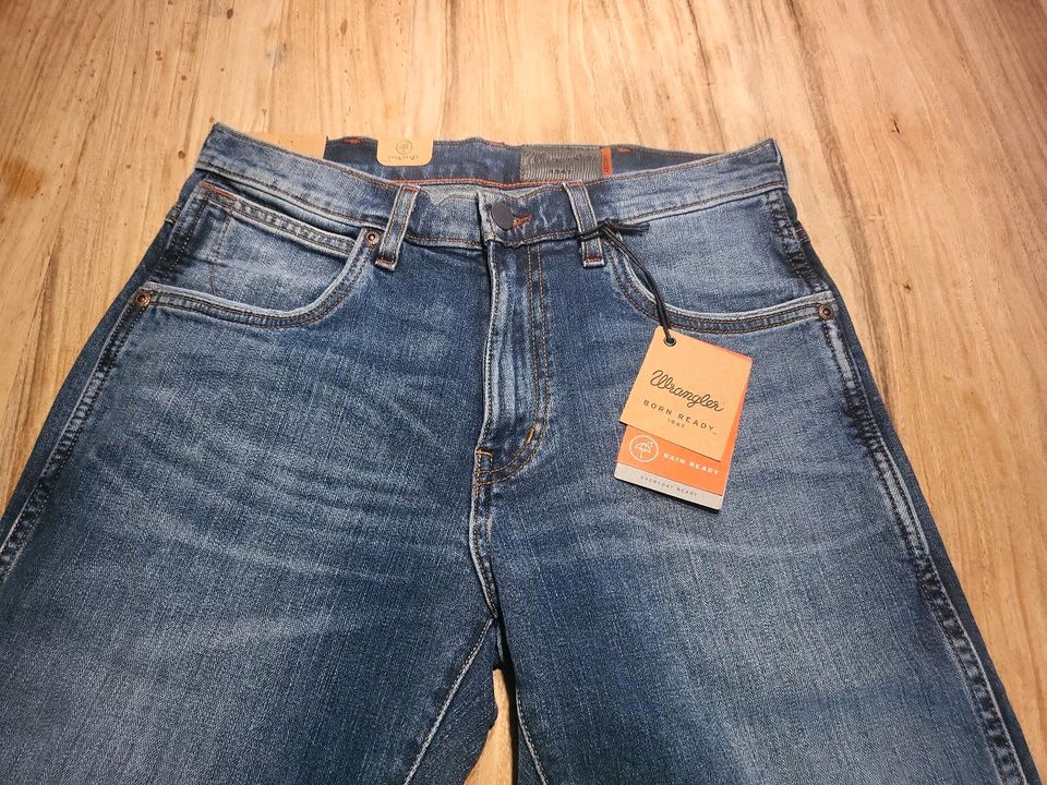 Jeans Wrangler Arizona *Neu* Größe 30/32 in Radebeul