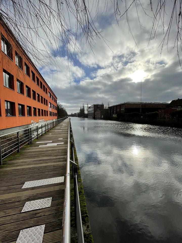 Unvollendete Eleganz: Dachgeschoss-Rohbau in Wilhelmsburg – Ohne Maklerprovision in Hamburg