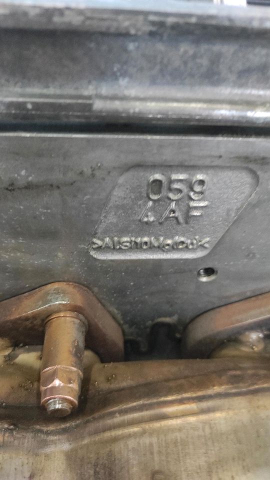 Zylinderkopf R. 3.0 V6 TDI Touareg 0594AF in Versmold