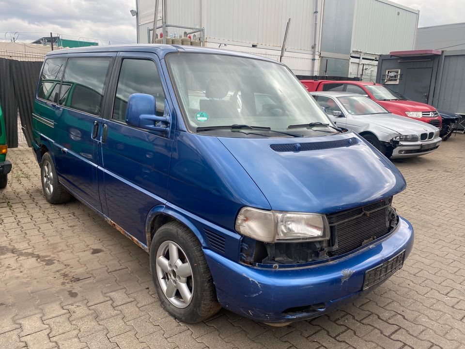 VOLKSWAGEN T4 Multivan Ersatzteile Gebrauchtteile SCHLACHTFEST in Köln