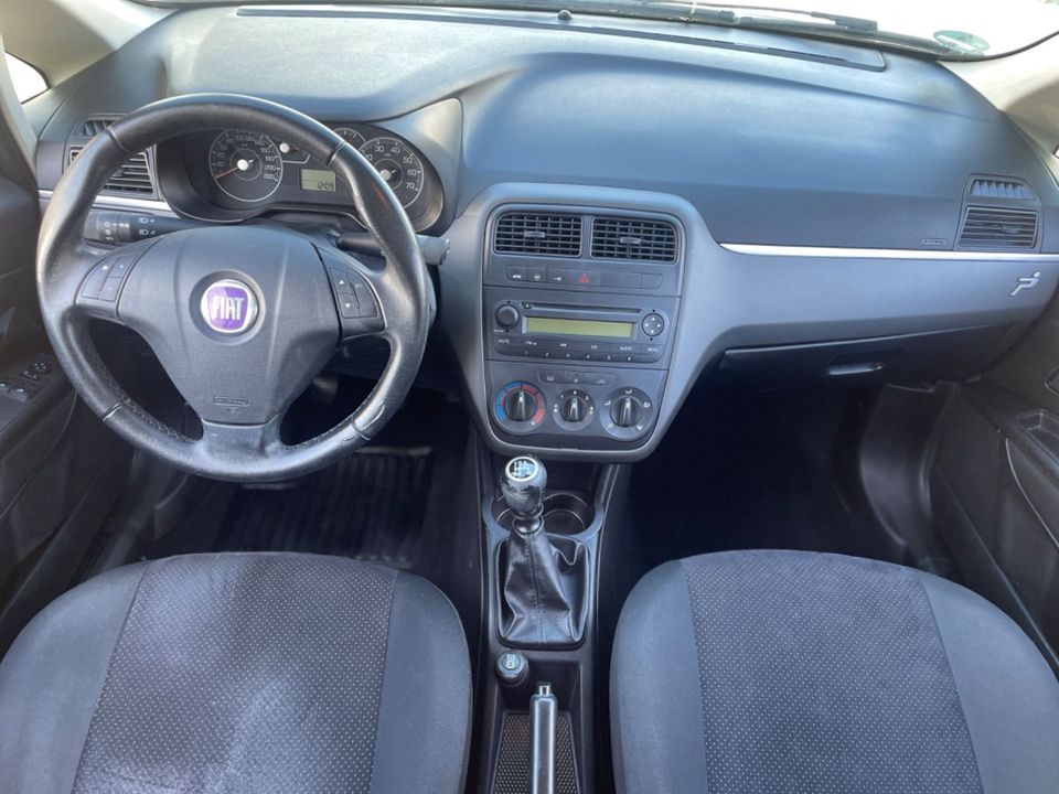 Fiat Grande Punto 1.4 8V Feel 1.Hand+Klima+Tüv&AU Neu in Moers