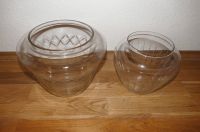 2 Vasen Glasvasen rund oval mit Muster 26 cm und 20 cm Friedrichshain-Kreuzberg - Friedrichshain Vorschau