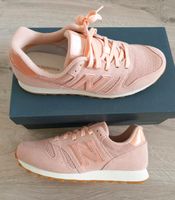 NEW BALANCE LEDER SNEAKERS IN GRÖSSE 41.5 NEU Stuttgart - Bad Cannstatt Vorschau