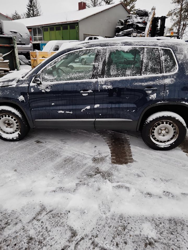 Eratzteile Schlachtfest VW Volkswagen Tiguan Sitze Türen in Schwabmünchen