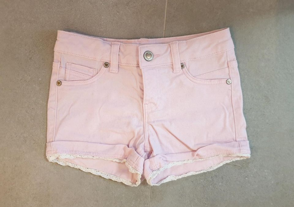 Kurze Hose, Shorts Gr. 122 rosa in Elsenfeld