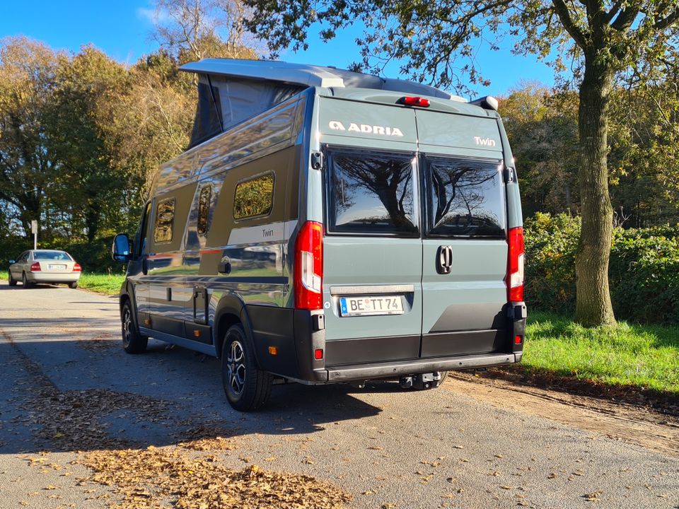 Wohnmobil Vermietung Adria 640 SGX Campingvan in Ahlen