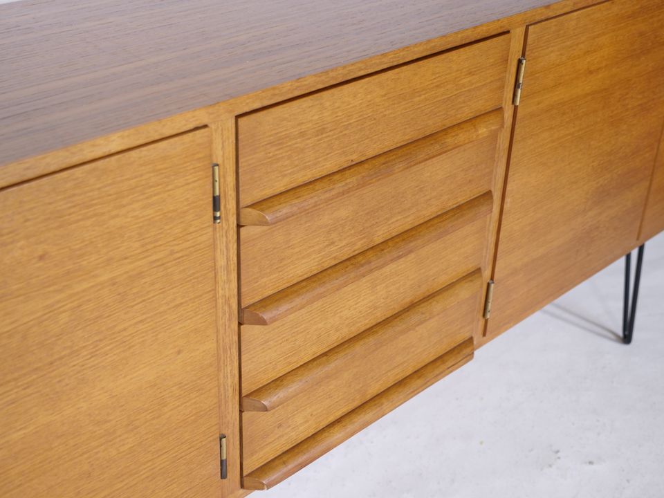 Teak Sideboard 60er Jahre Kommode Vintage Mid-Century Schrank in Mainz