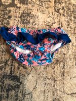 Schwimmwindel Badehose  74/80 bunte Blumen Rüschen Wuppertal - Vohwinkel Vorschau