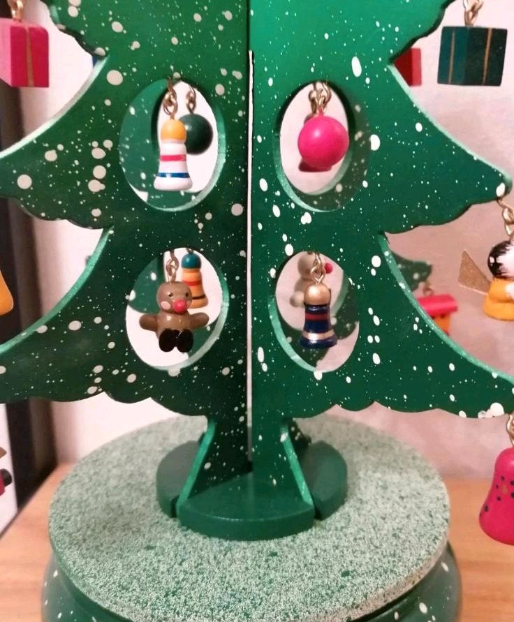Spieluhr "Weihnachtsbaum" reserviert in Rotenburg