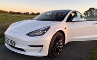 Mieten Tesla Model 3 Performance Ab 71 Euro NRW 513 Ps Autopilot. Nordrhein-Westfalen - Mülheim (Ruhr) Vorschau