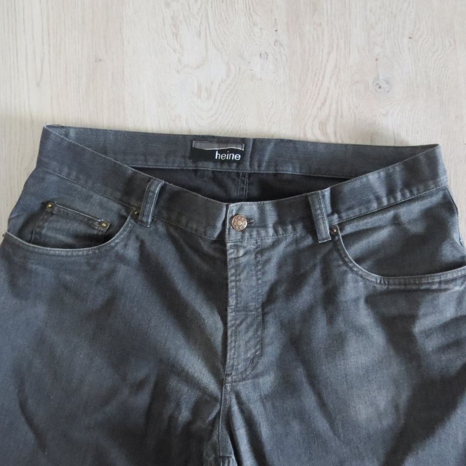 HEINE Jeans grau Gr. 25 Neuwertig in Überherrn