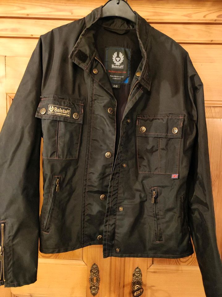 Original Belstaff Jacke , Größe 40/42, dunkelblau in Thurnau