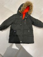 Zara Jungen Winterjacke Gr. 116 dunkelgrün Hessen - Hofgeismar Vorschau