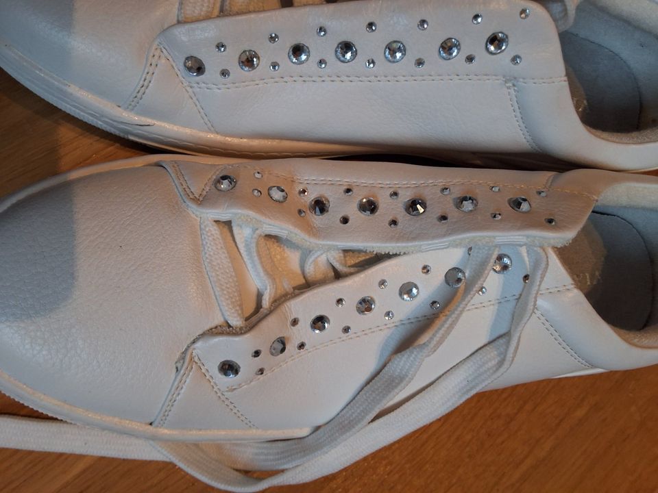 Schuhe sneaker 40 Glitzer Steine creme Hochzeit Turnschuhe in Wacken