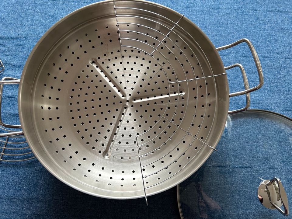 Fissler Wok 36cm  mit Dampfeinsatz (5teilig) 2 Gittereinsätze in Herrenberg