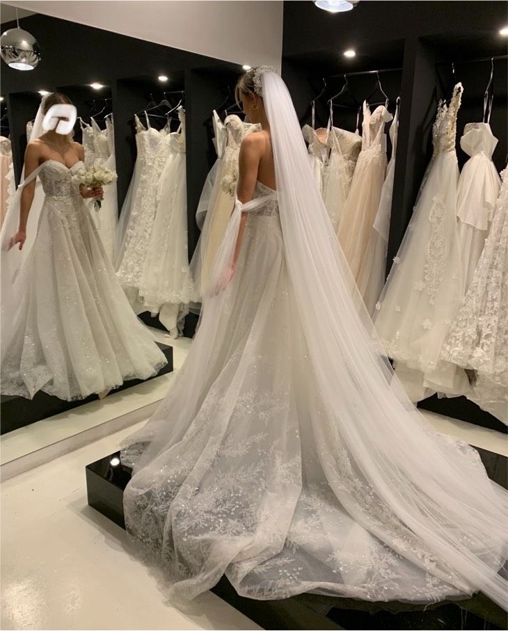 Brautkleid Hochzeitskleid Kleid Braut Perfioni Couture in München