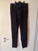 Levi‘s Jeans Röhrenjeans schwarz lila W29 Hessen - Riedstadt Vorschau