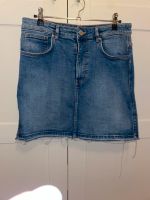 ZARA Jeans Mini Rock Gr.L Stretch neuwertig München - Allach-Untermenzing Vorschau