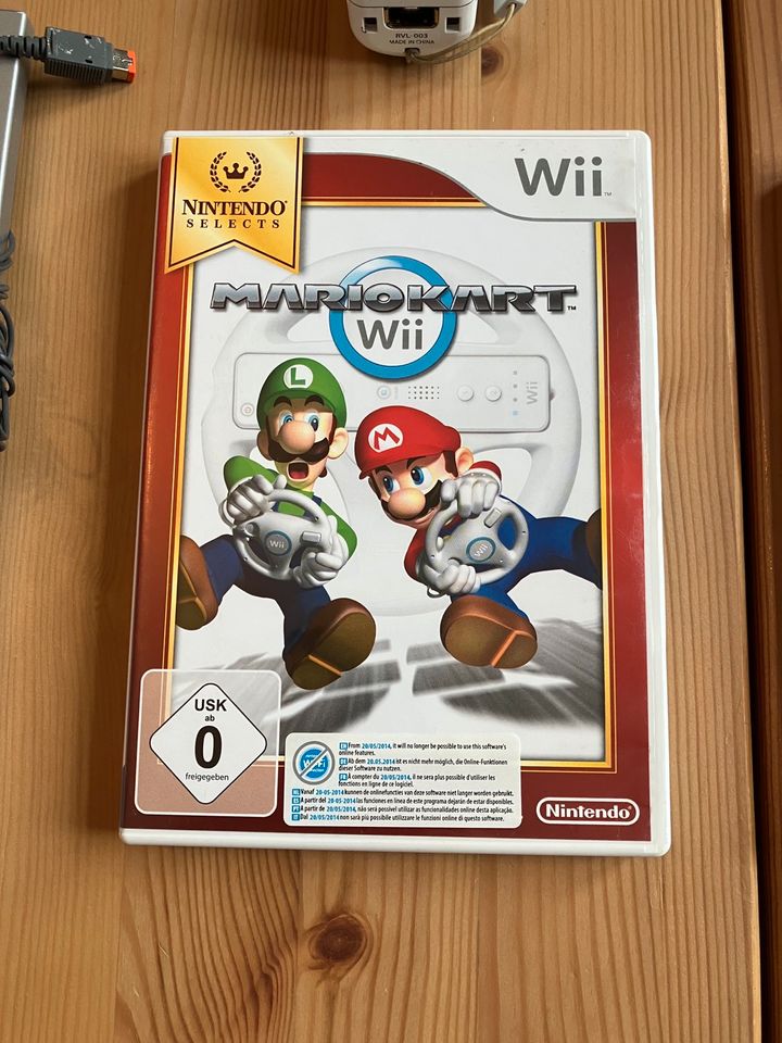 Nintendo Wii Super Smash Bros Mariokart 2 Controller HDMI-Adapter in Hamburg