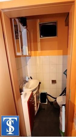 vermietete 4-Zimmer-ETW im 1.OG mit Wanne und Dusche, Gäste-WC, Balkon und FBH im Zentrum von Plauen in Plauen