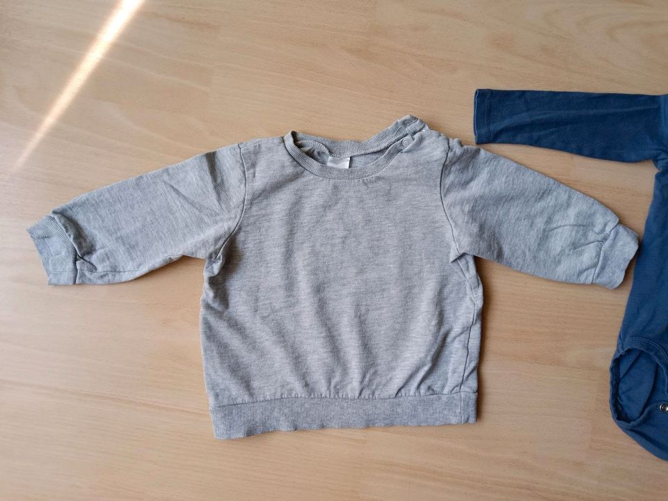 Pullover grau + Body blau * H&M * 80 in Jena