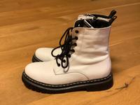Neuwertige Stiefelette von Tamaris Gr. 40 Thüringen - Saalfeld (Saale) Vorschau