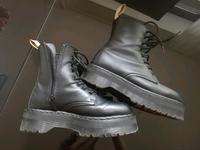 Dr. Martens, Stiefel, Vegan, Plateau Nordrhein-Westfalen - Langenberg Vorschau