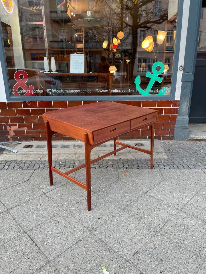 ◤ Svend Aage Madsen Teak Desk Teakholz Vintage Büro Schreibtisch Dänisch Tisch Danish Design Table 50er 60er 70er mid Century Holz aufgearbeitet massiv in Berlin