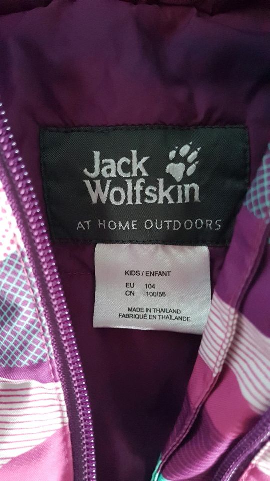 Jack Wolfskin Jacke, Übergangsjacke, Winterjacke Gr.104 lila/mint in Oerlenbach