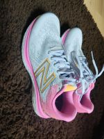 New Balance Turnschuhe  NEU Nordrhein-Westfalen - Wermelskirchen Vorschau