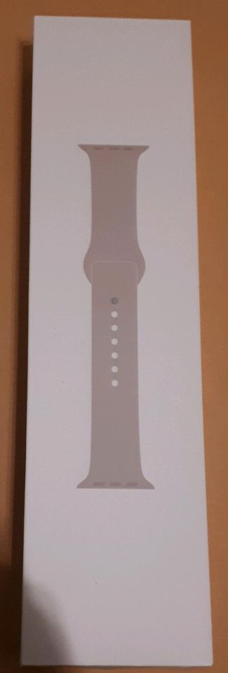 Apple  Watch  Series 8 in Stuttgart