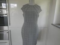 H&M edles Business Kleid schwarz/weiß Karo Etuikleid Gr. 46 NEU Bayern - Mitterteich Vorschau