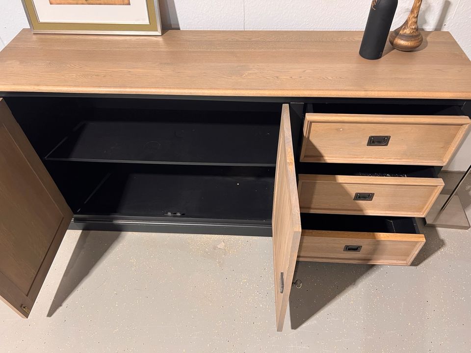 MNM | Kommode | Sideboard | Tv | Vollholz | von Werk | 1,89 m in Bocholt